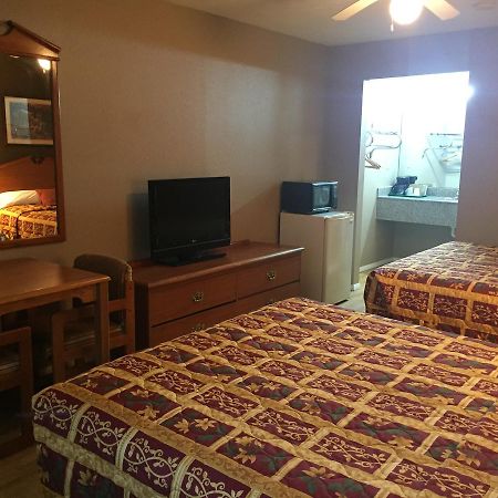 Deerfield Inn New Johnsonville Bagian luar foto
